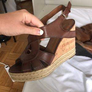 Brown wedges